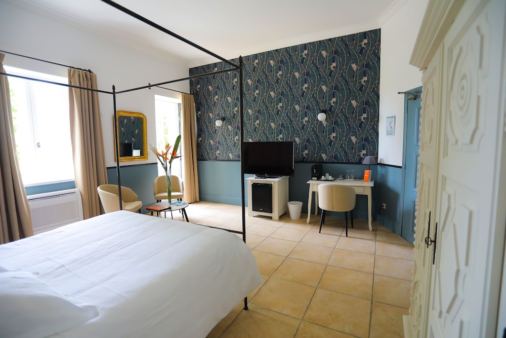Host Du Chateau Des Fines Roches 7/40