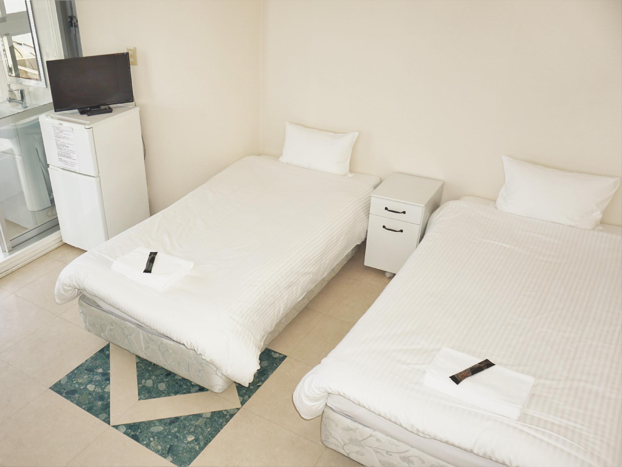 Room, Twin Beds, Ocean Front, Terrace