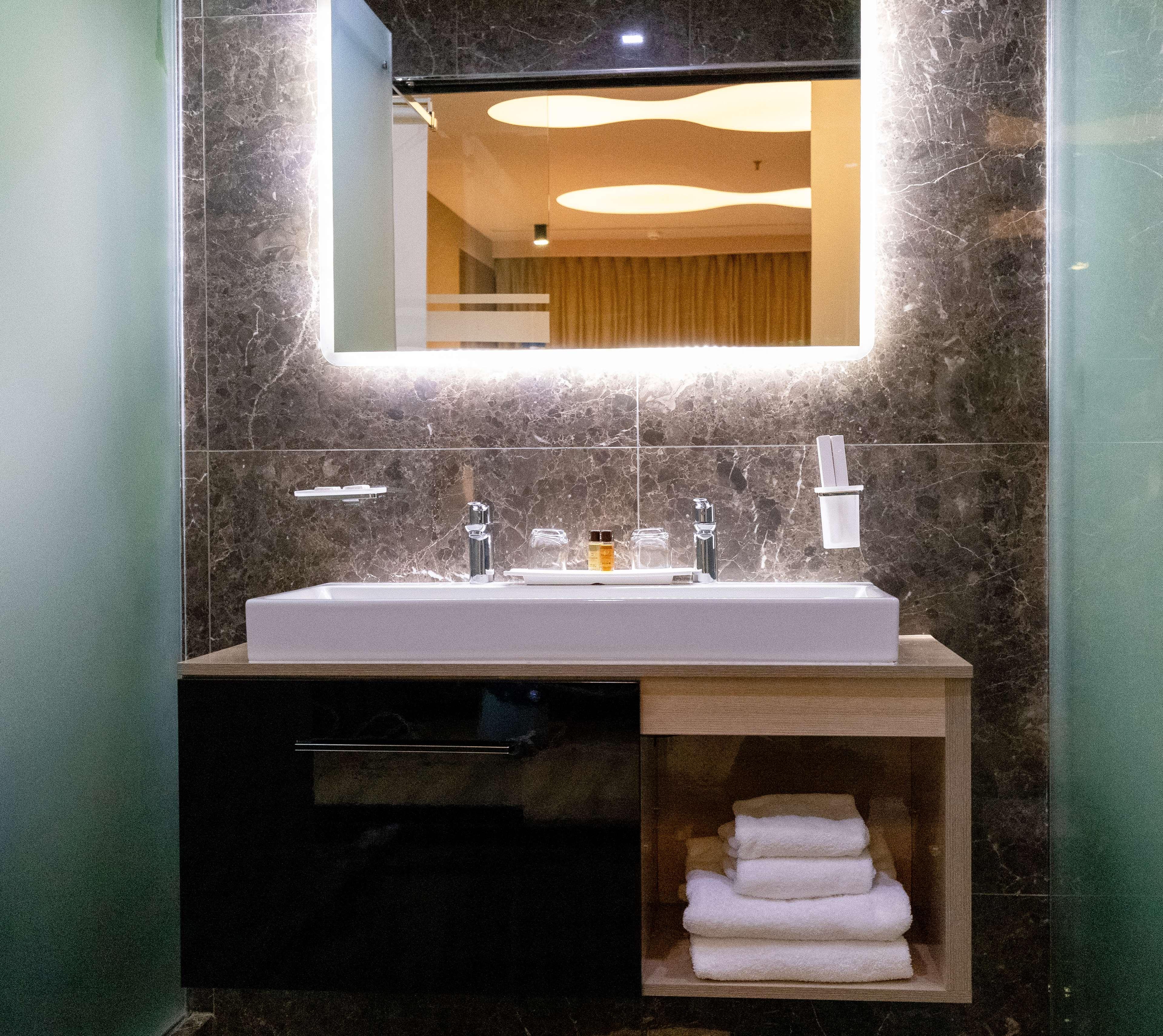 جناح بسرير كينج، Best Western Premier Ark Hotel 5/5