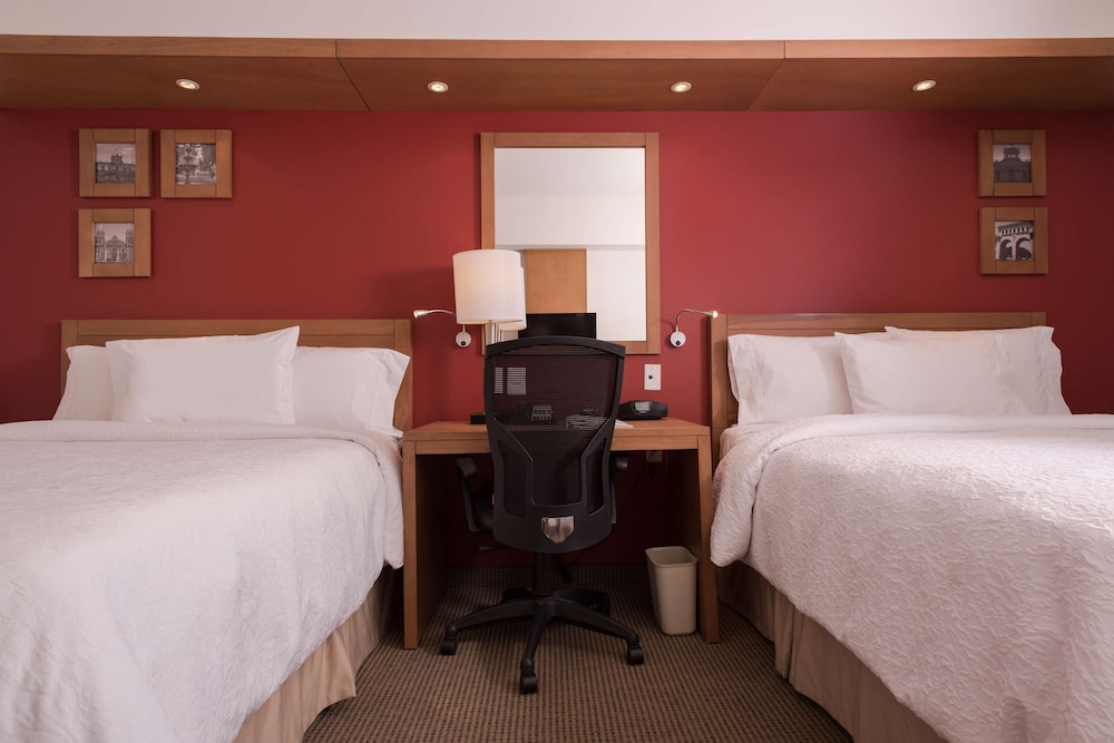 Hampton Inn by Hilton Guadalajara/Expo 10/48