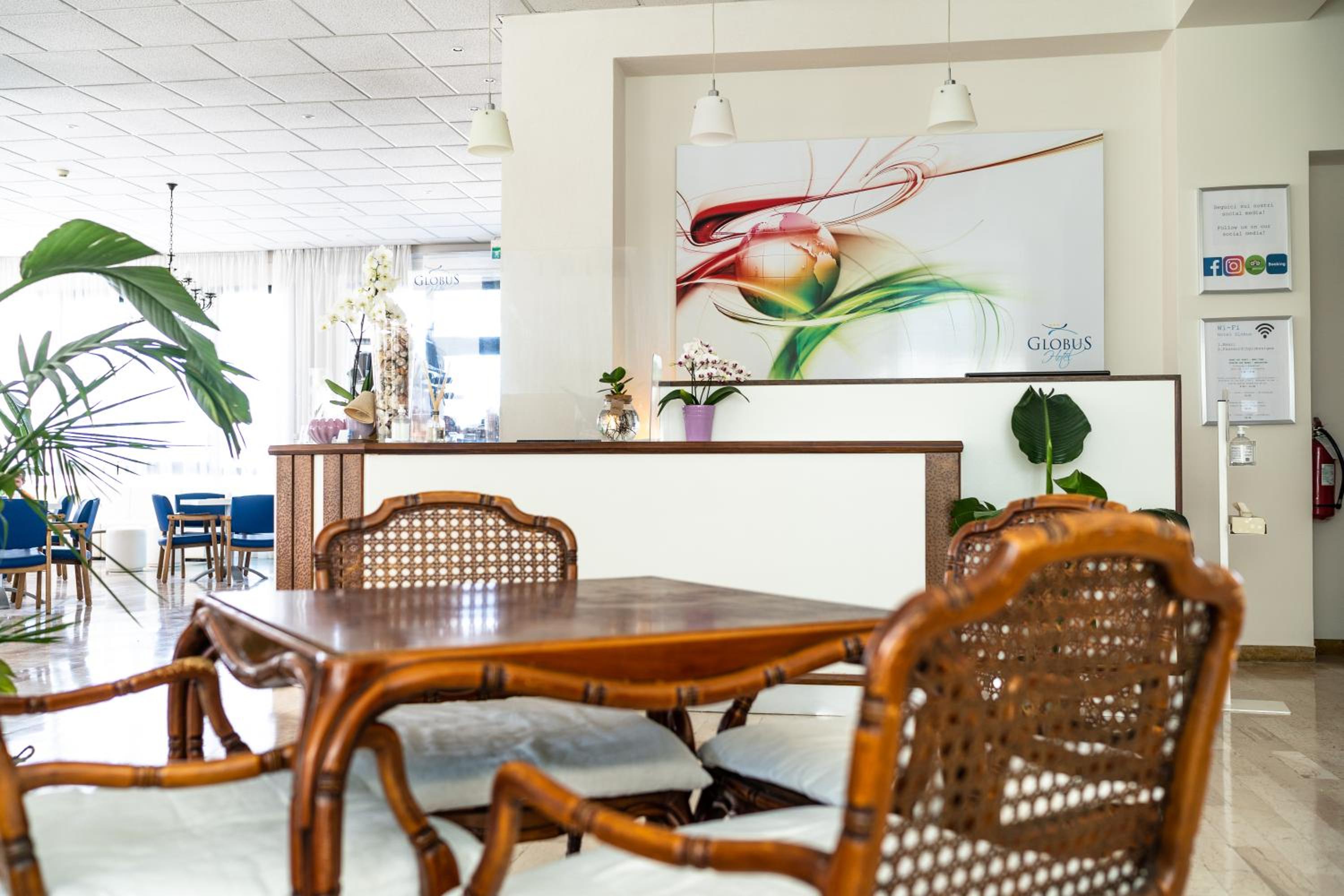 Hotel Globus 9/50