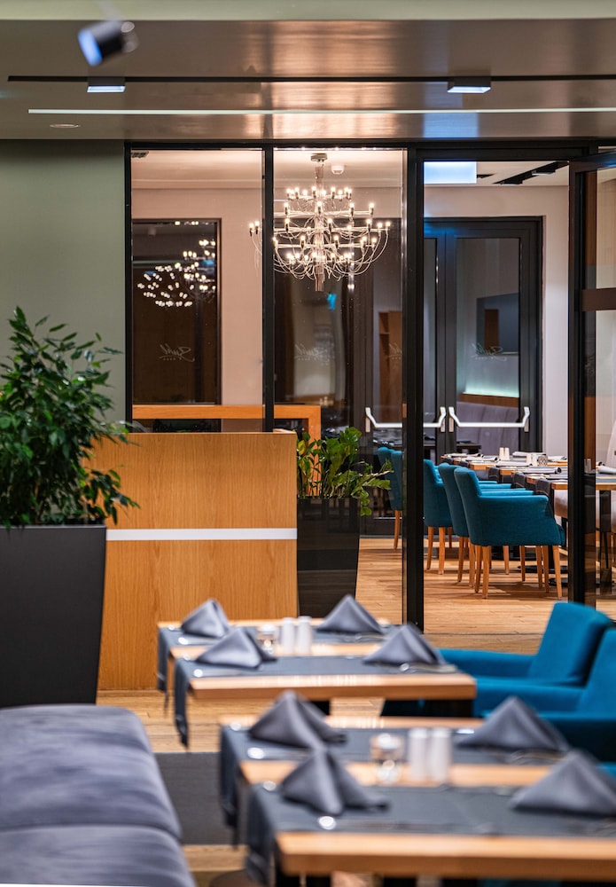 Grand Hotel Suhl 40/50
