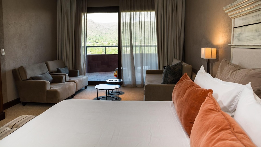 Golf, Deluxe, King Bed