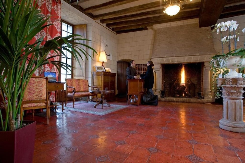 CHATEAU DES SEPT TOURS 46/72