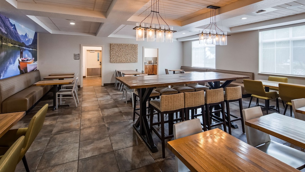 Best Western Plus Grant Creek Inn 32/40