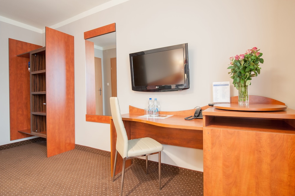 Hotel Diament Zabrze 52/66