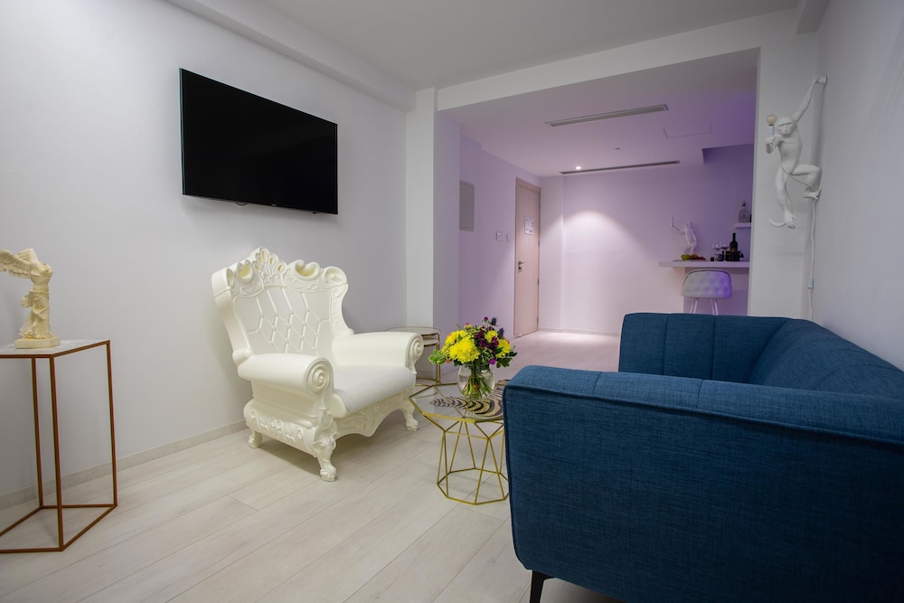 Hotel Napa Suites (Adults Only) 54/71