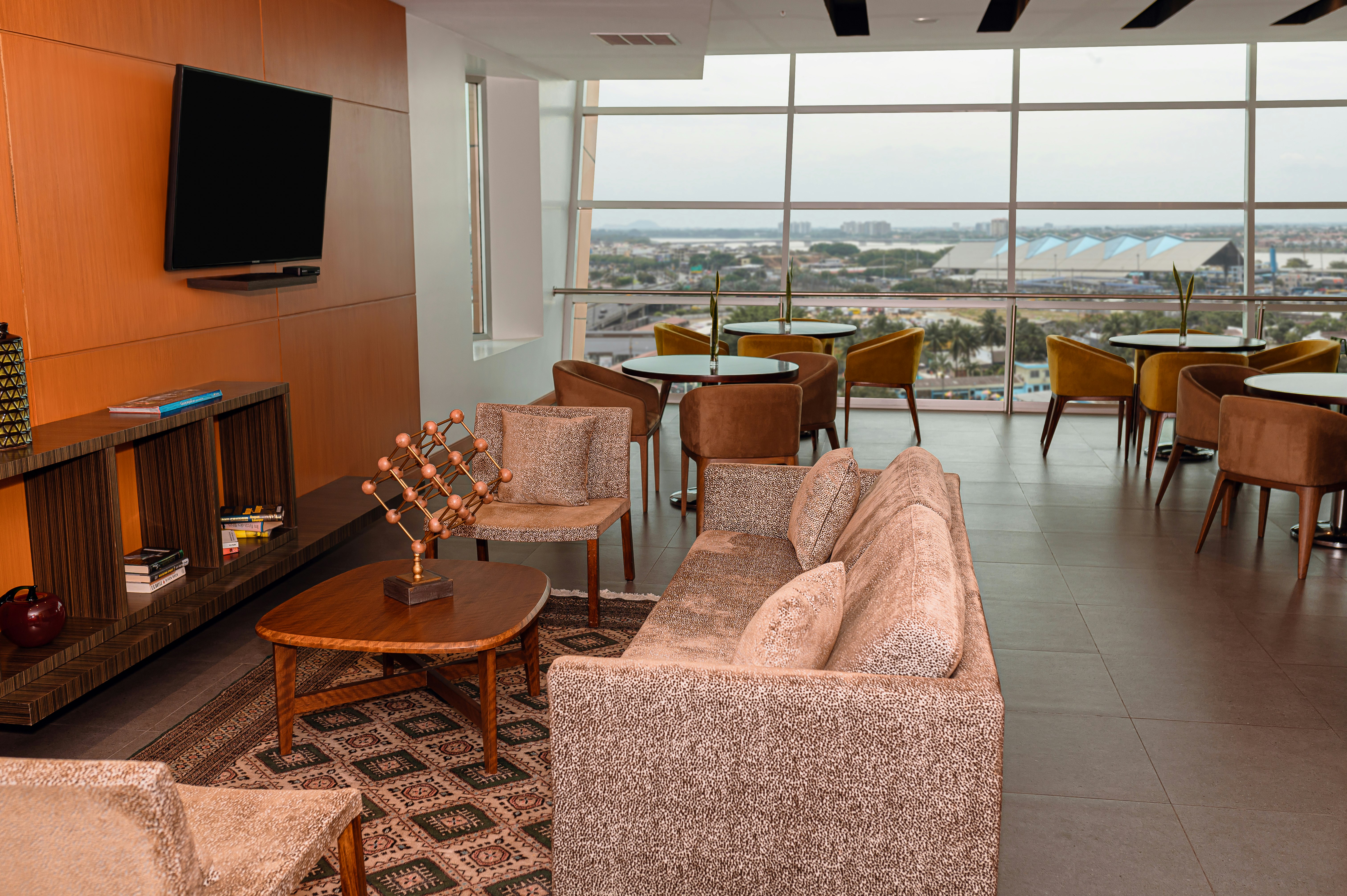 Holiday Inn Guayaquil Airport 54/78