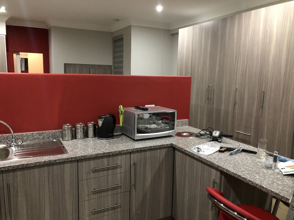 314 on Clark Guest House 66/76