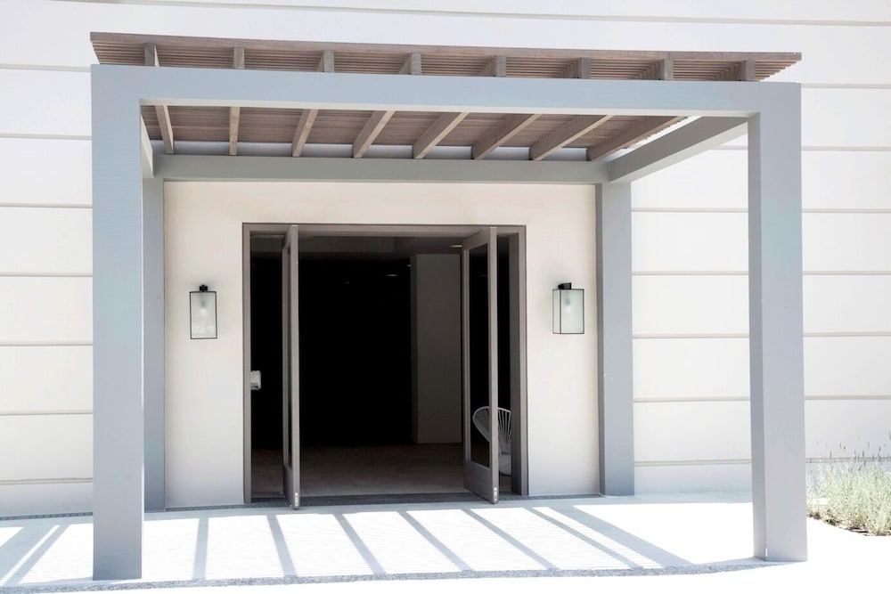 The Bay Hotel and Suites in Zakynthos