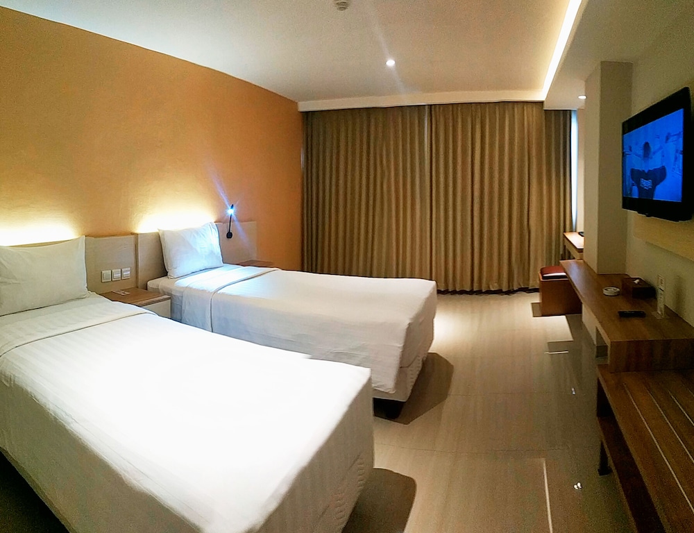 Grand Metro Hotel Tasikmalaya 5/45