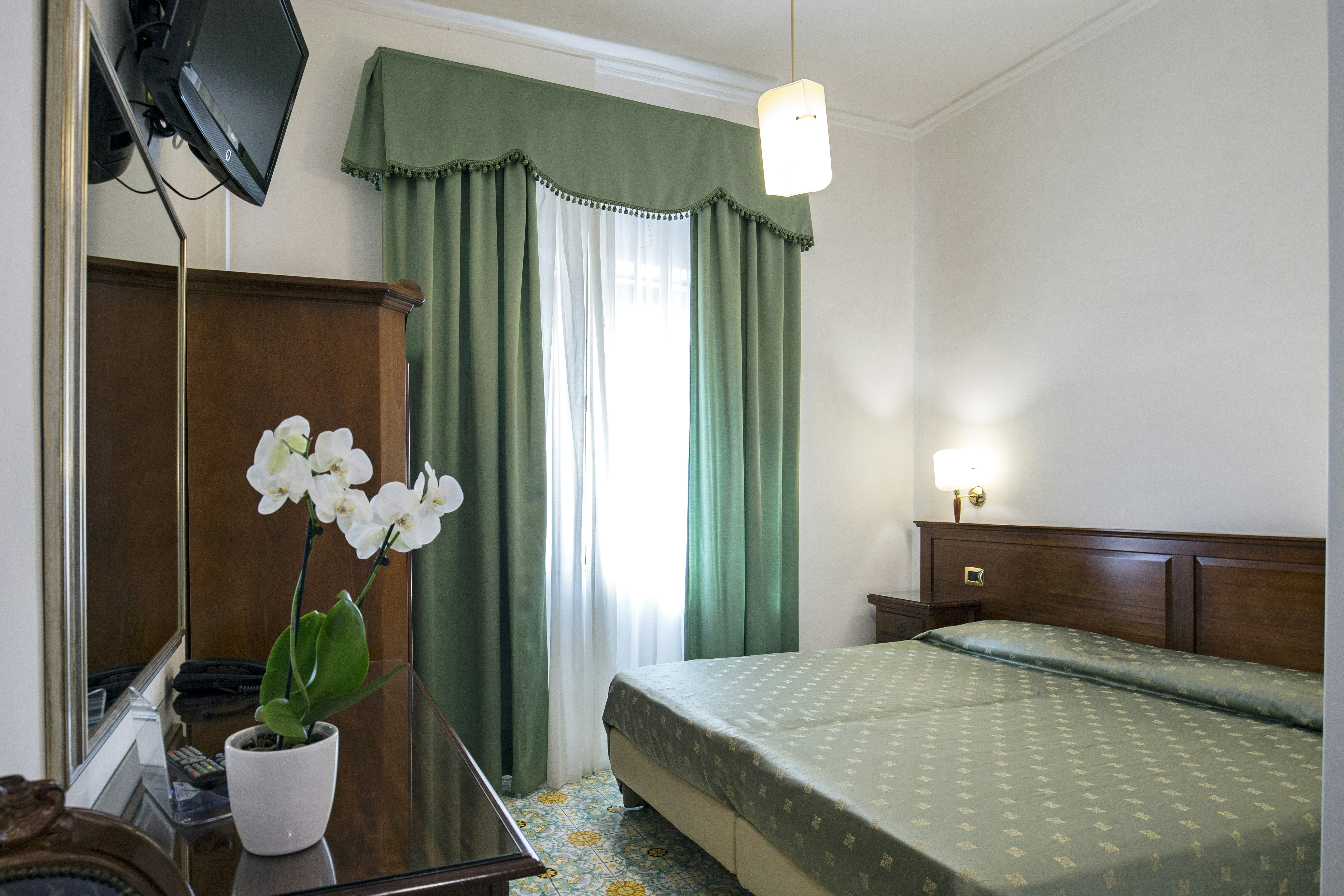 La Panoramica Hotel 4/67