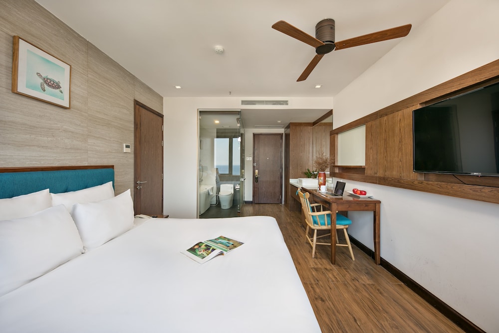 LUXURY, KING BED, SEA VIEW