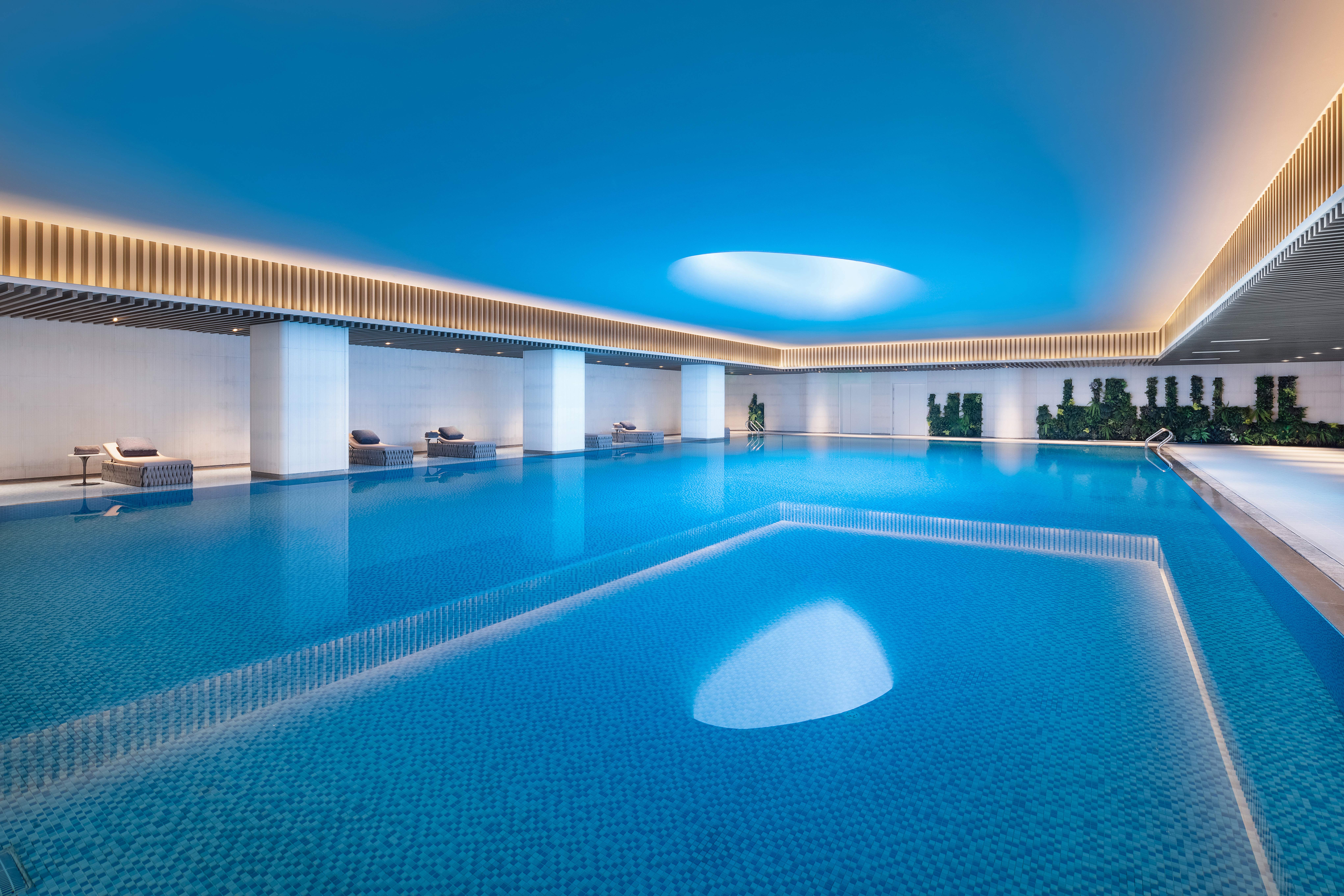 Holiday Inn and Suites Qingdao Jinshui 43/80