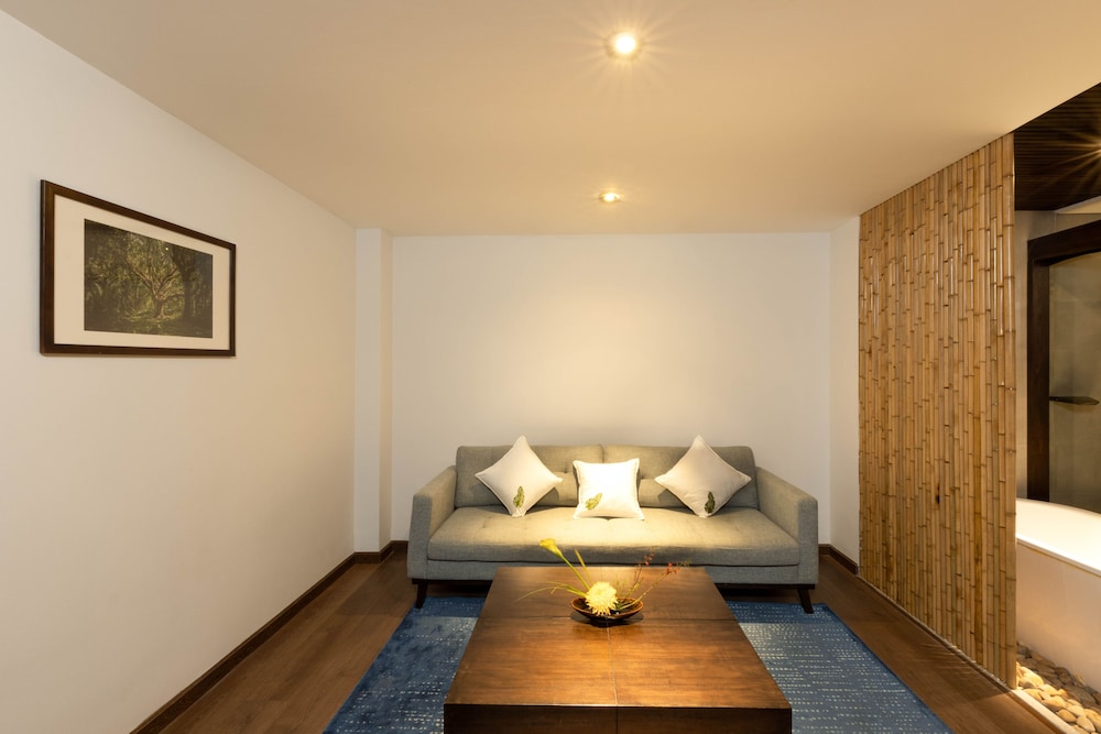 Cochin Zen Hotel 16/70