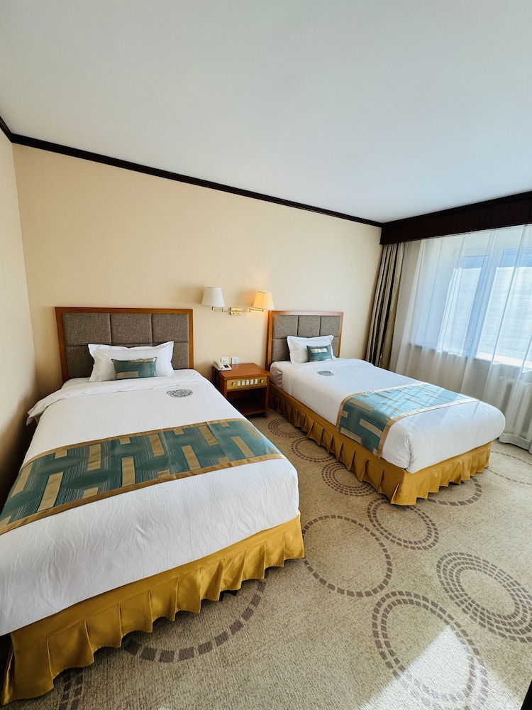 Flower Hotel 19/49