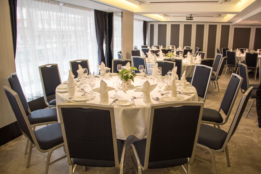 Metropark Hotel Mongkok 55/62