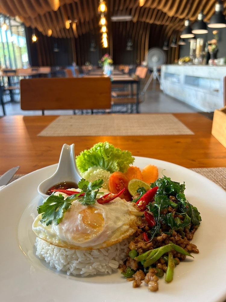 The Gallery Hotel Naiharn 19/50