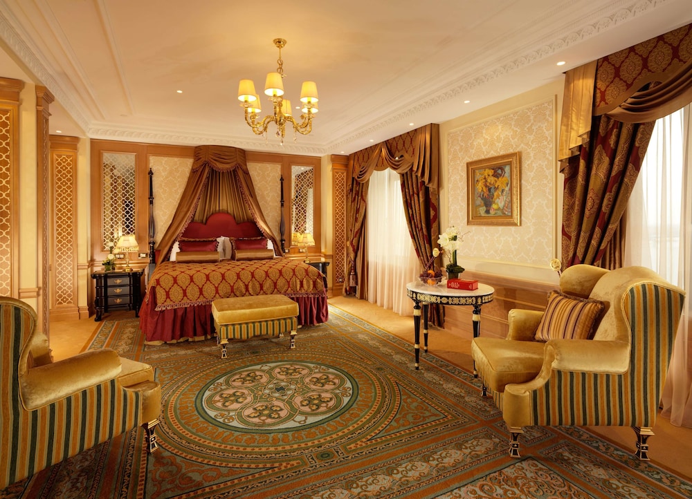Fairmont Grand Hotel Kyiv 36/50