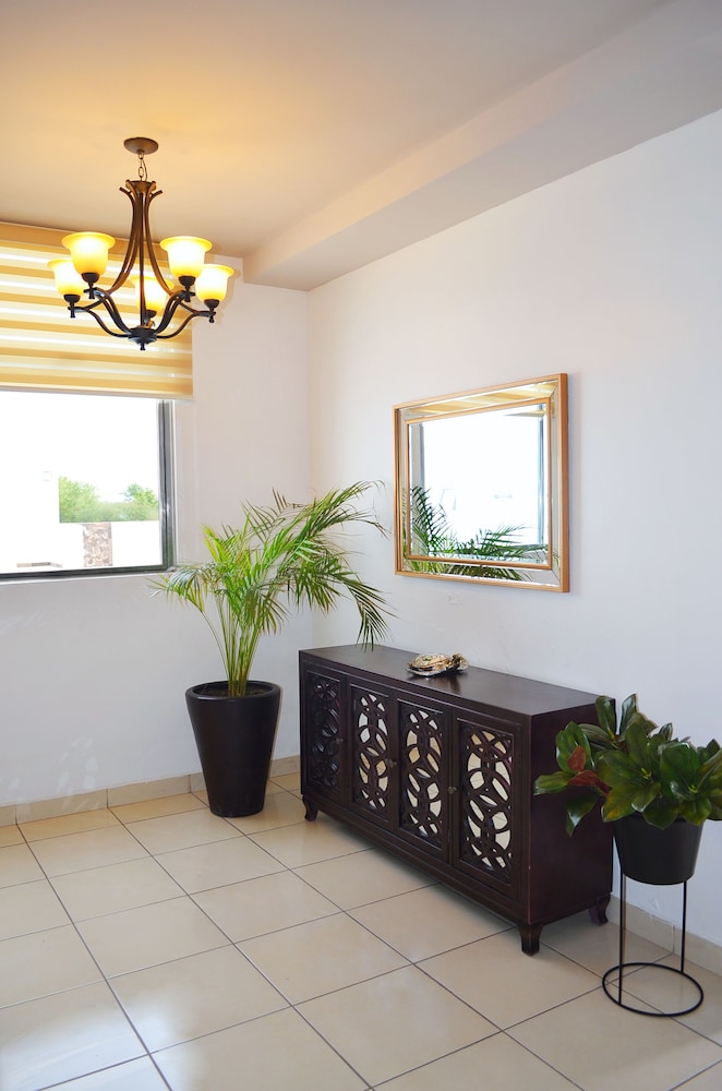 Marina Suites Mazatlan 37/46