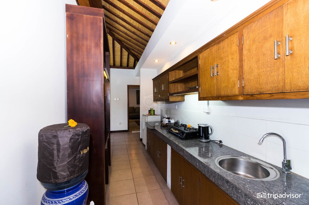 VILLA BERAWA BALI 77/77