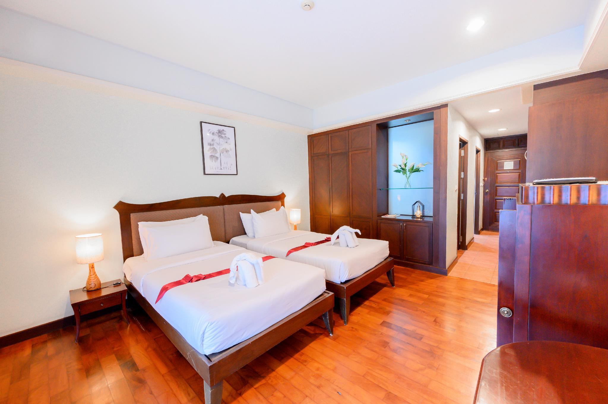 Semi Room, Deluxe, Semi Double Bed, Twin Beds، Lecasa Bangsaen Hotel 2/2