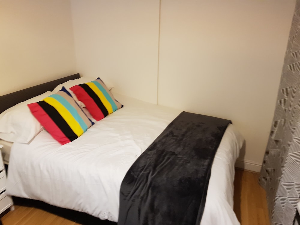 Quality Accommodation 10/50