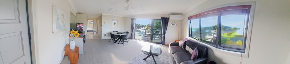 Whangaparaoa Lodge Motel 23/70