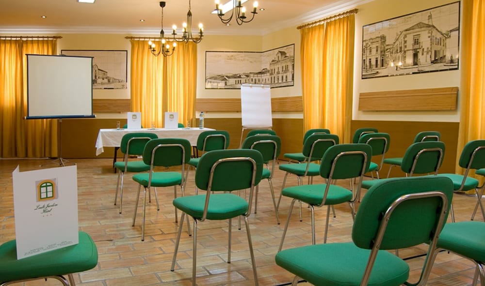 Loule Jardim Hotel 40/50