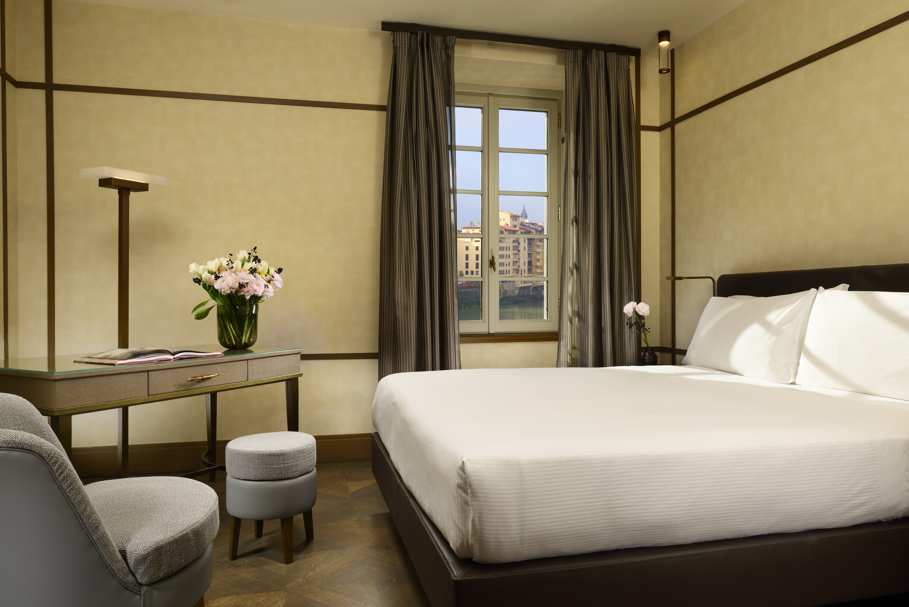 Deluxe, Double Bed