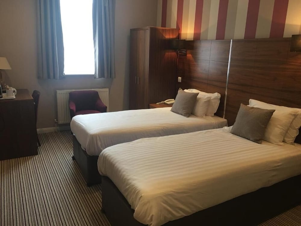 The Victoria Hotel 15/53