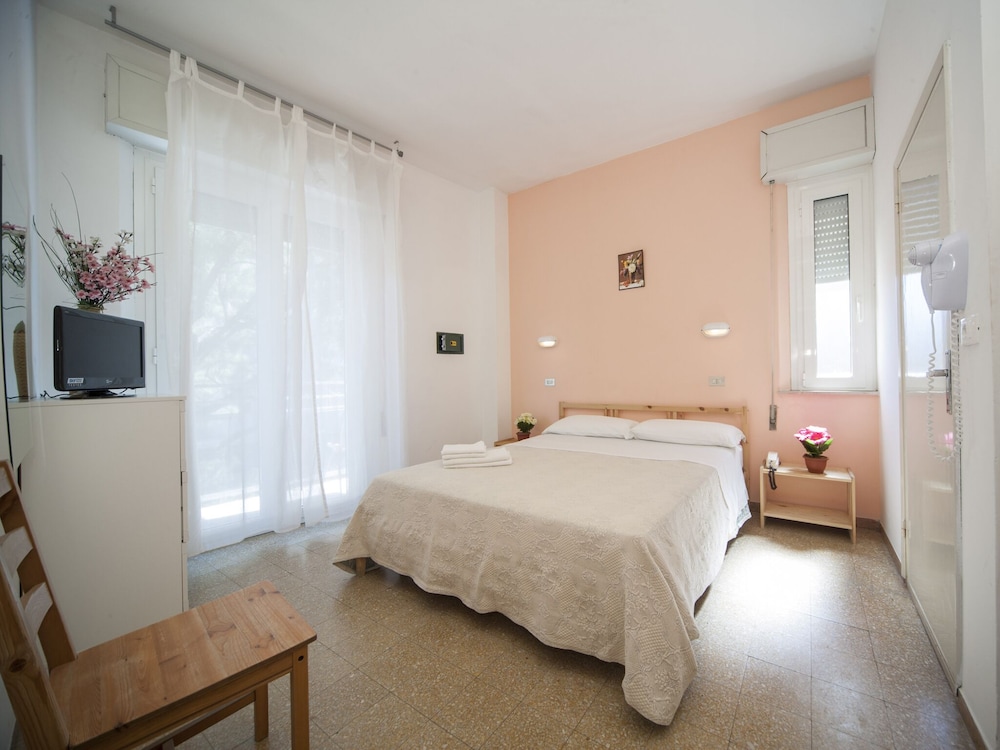 ROOM, DOUBLE BED, BALCONY