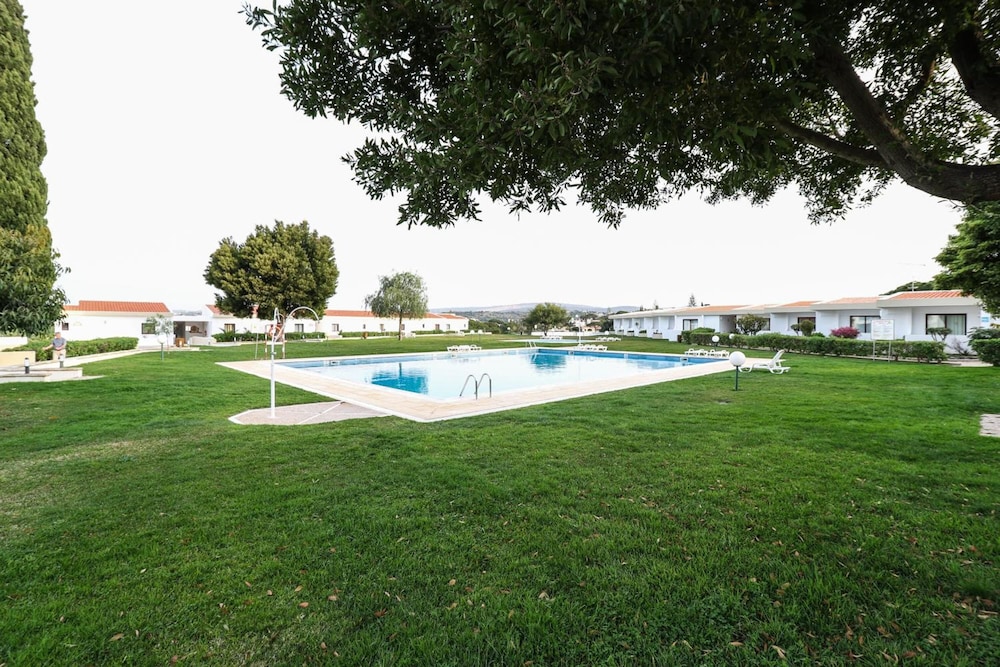Hotel Apartamento Do Golfe 38/50