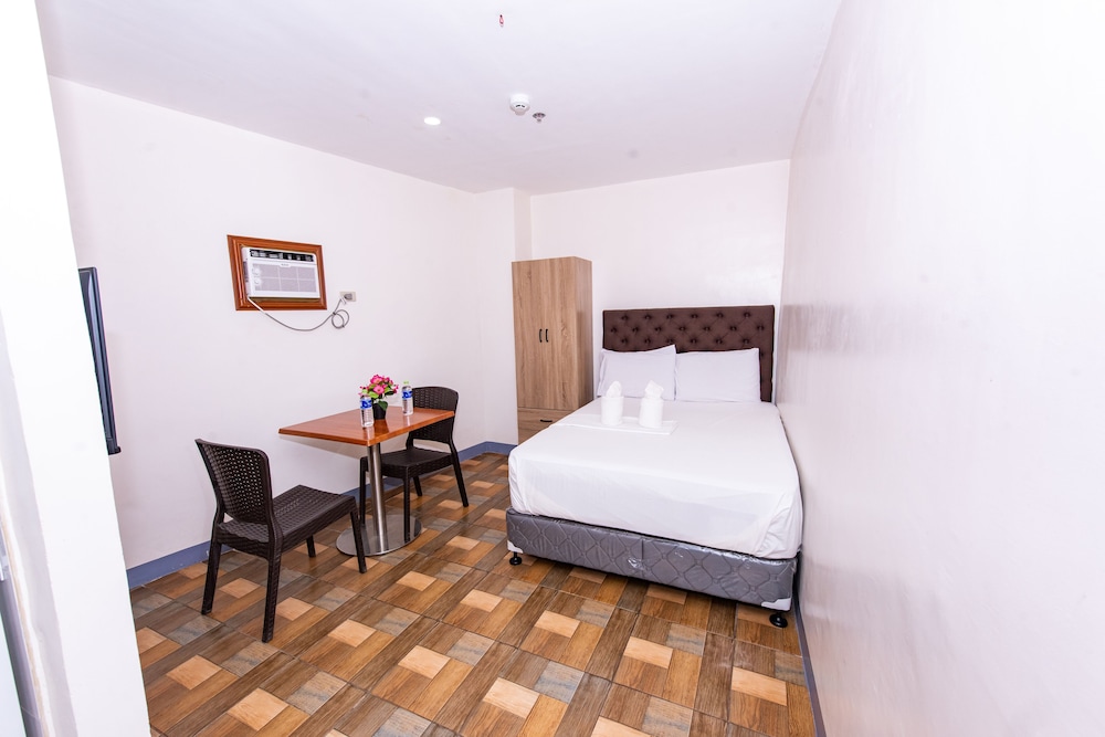 FB DORMITEL SUITES 21/50