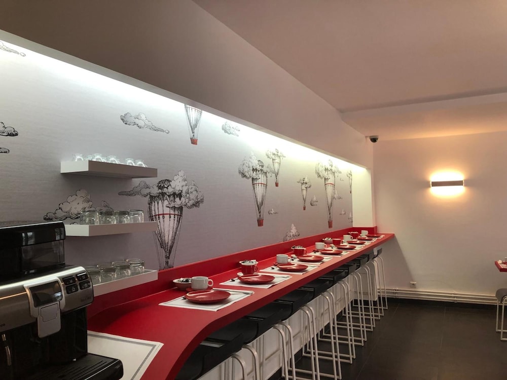 Alfred Hotels Paris Lecourbe 8/41