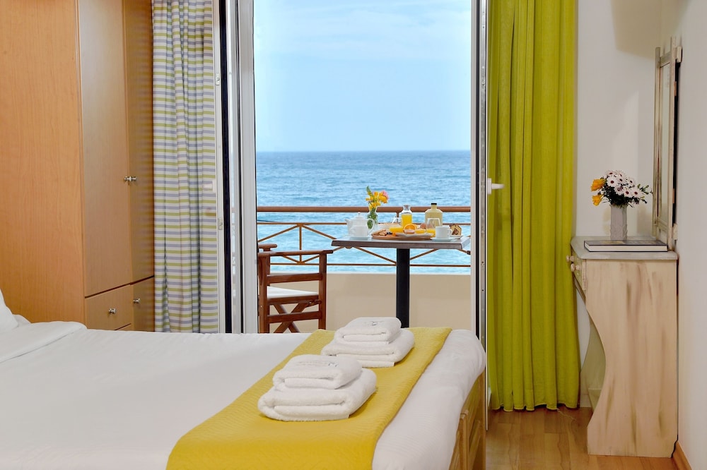 Pharos Rooms 25/72