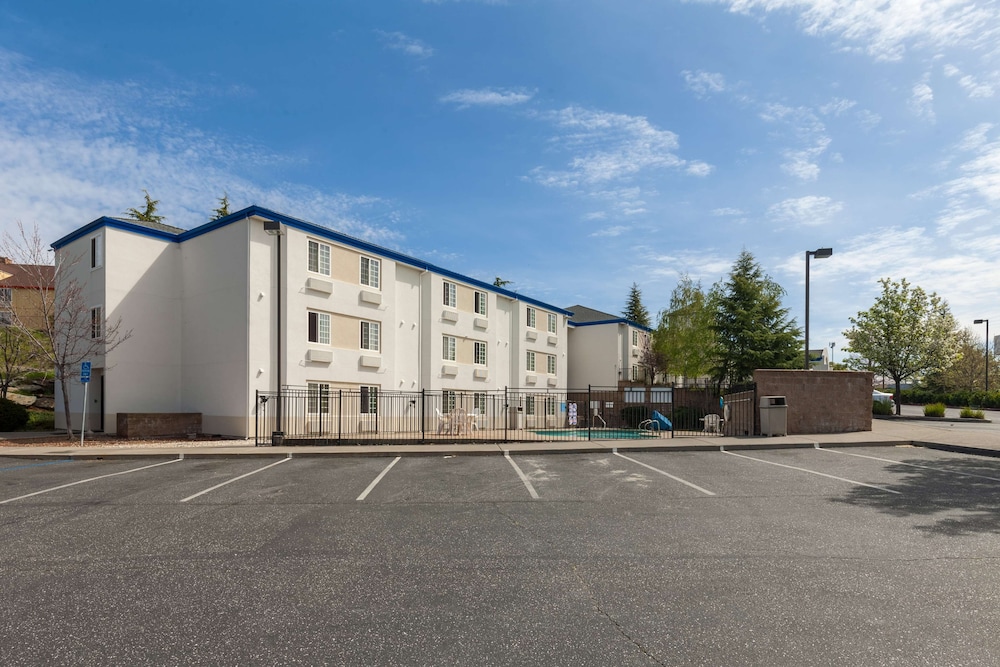 Motel6 Auburn, CA 46/60