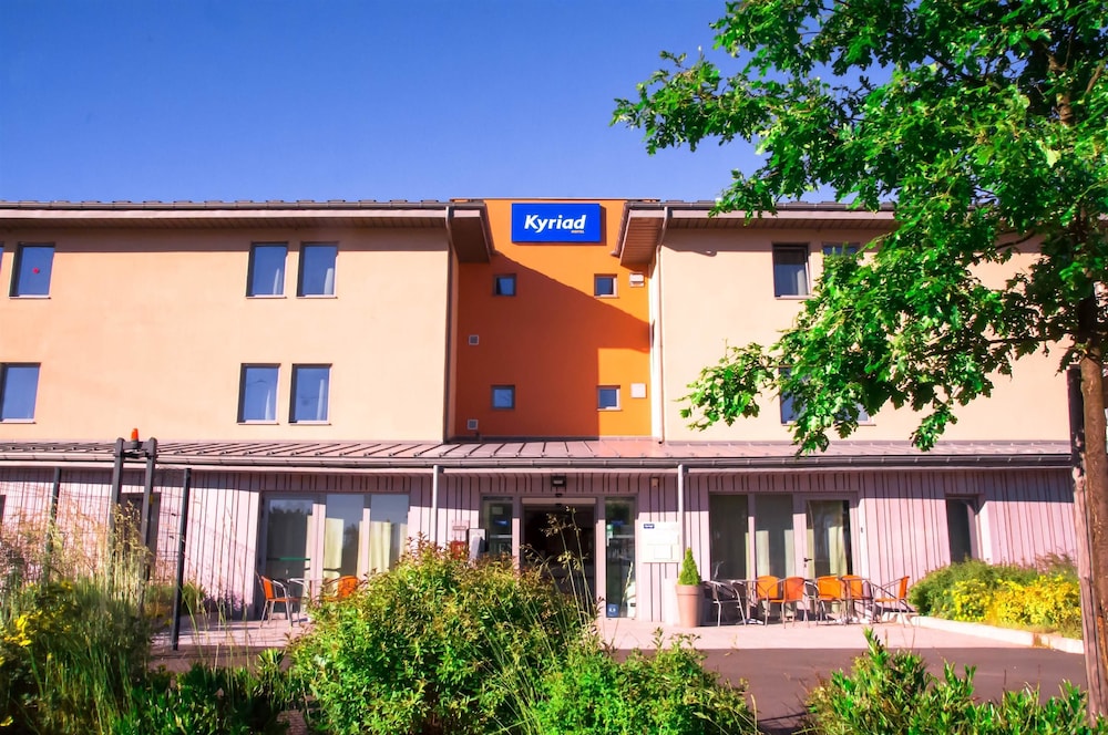 HOTEL KYRIAD SAINT CHELY D'APCHER - AIRE DE LA LOZERE 3/42