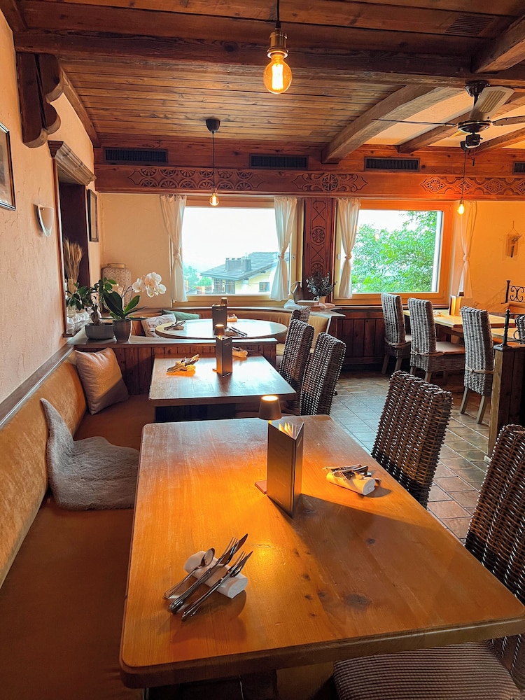 Madrisa Lodge 38/62
