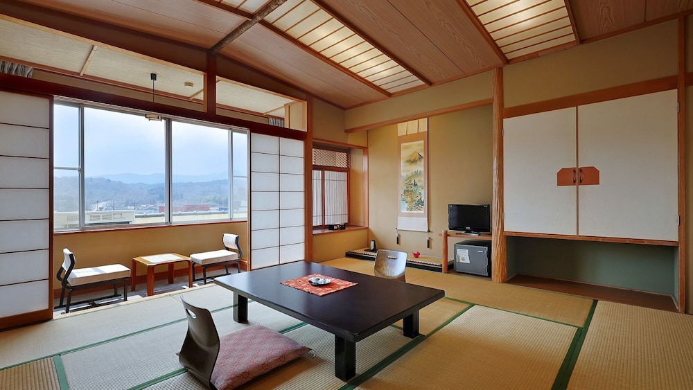 Ryokan Sanjiro 32/49