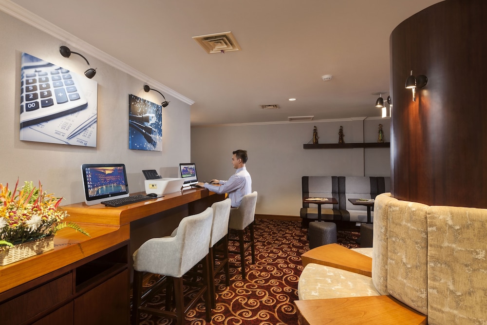 Prime Plaza Hotel Purwakarta 7/56