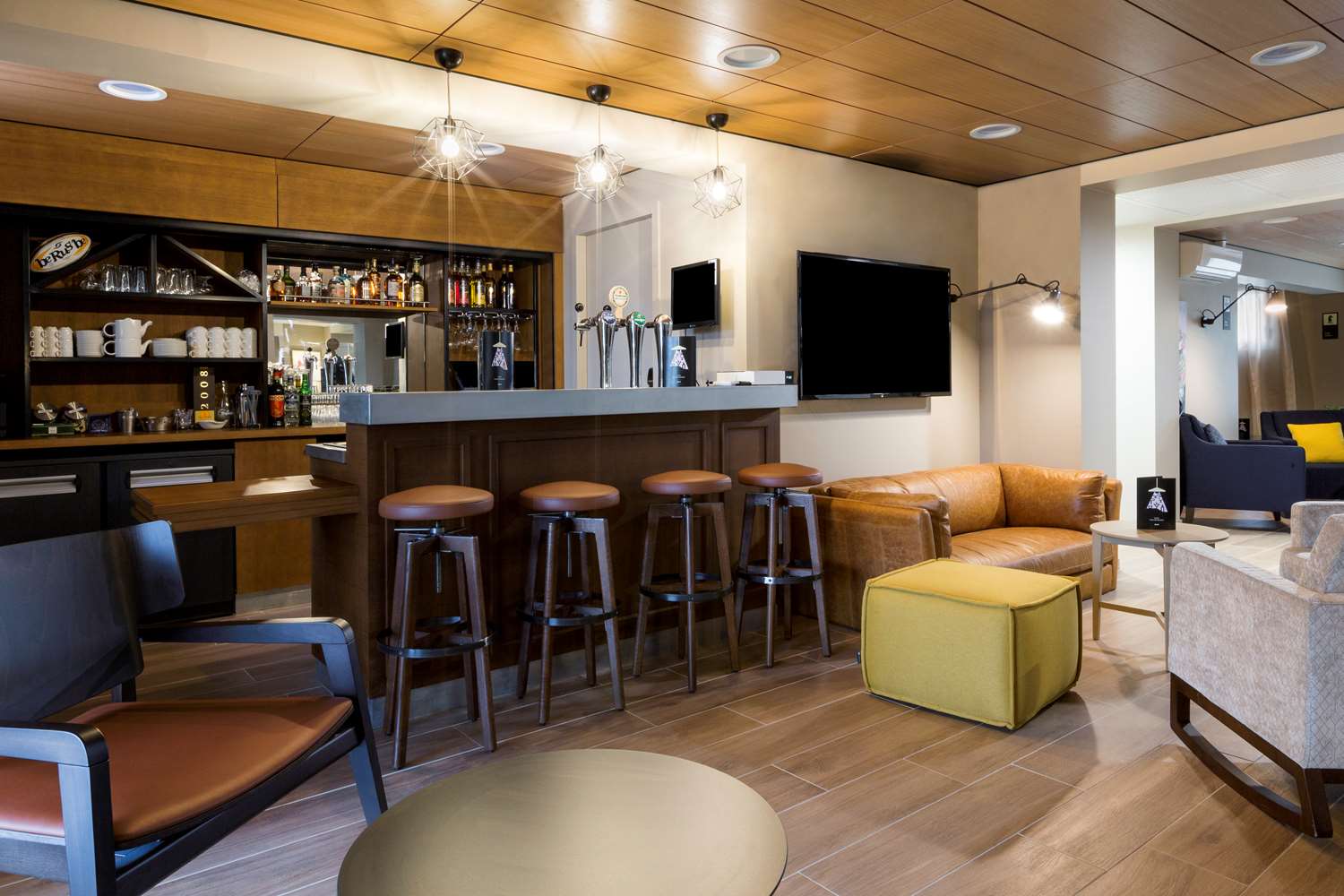 Best Western La Porte Des Chateaux 49/67