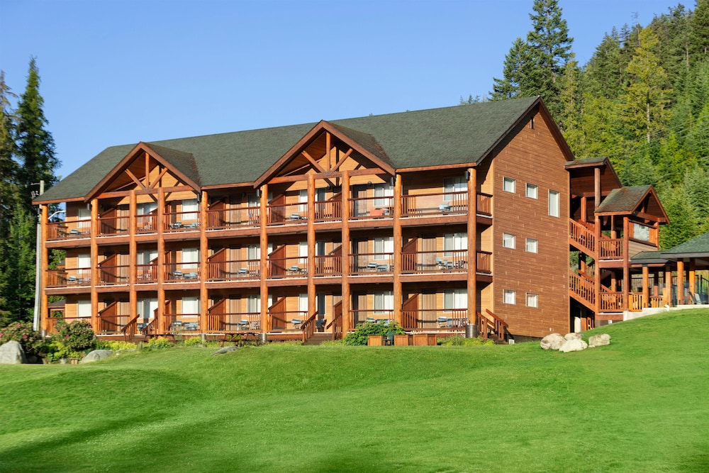 Kootenay Lakeview Resort, BW Signature Collection in BRITISH COLUMBIA