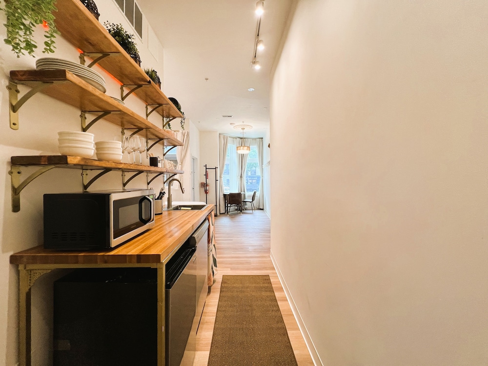 Highroad Hostel Dc 35/48