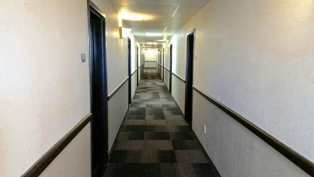 Studio6 Port Arthur, TX - SE 28/47