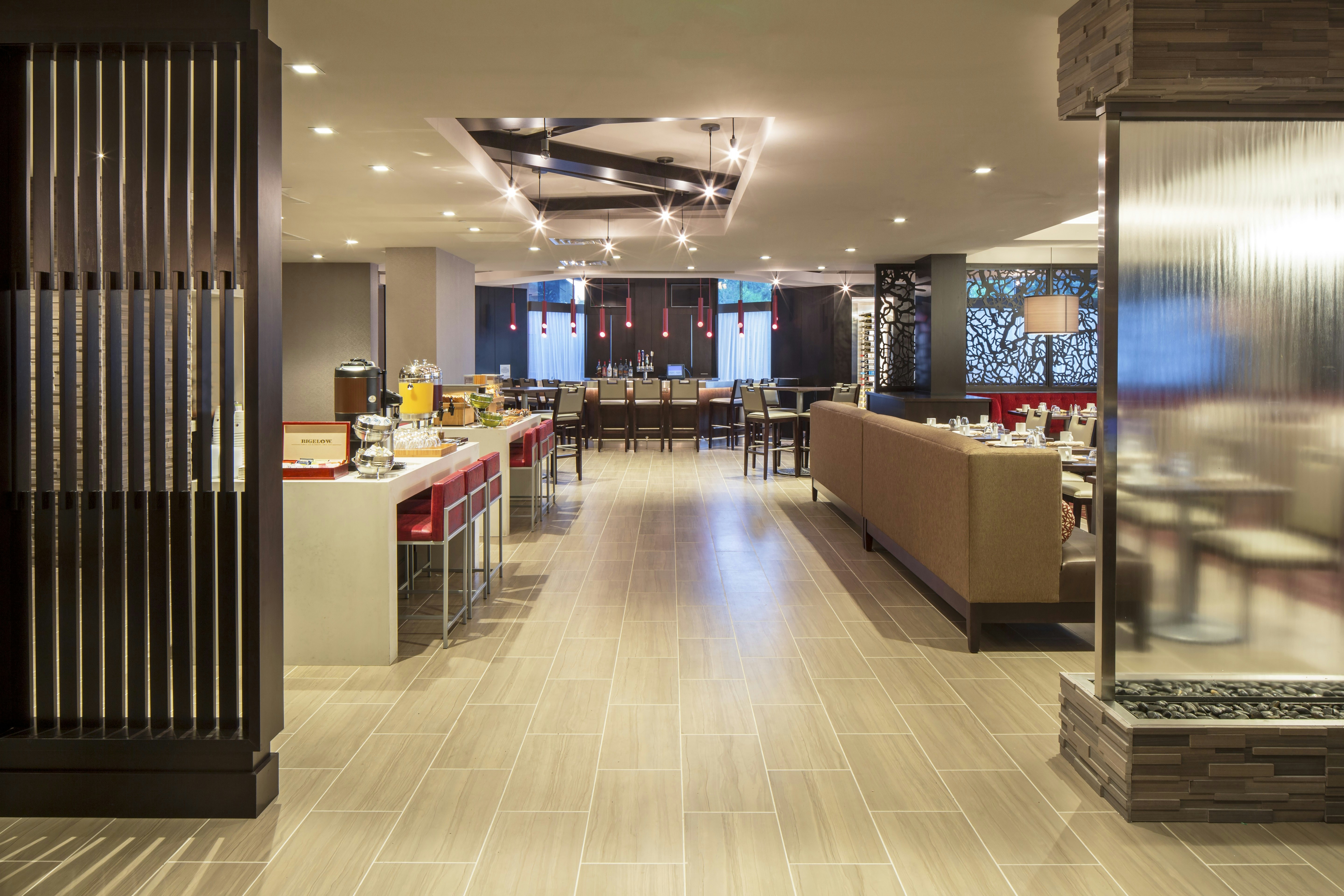 Doubletree By Hilton Hotel Largo-Washington Dc 34/57