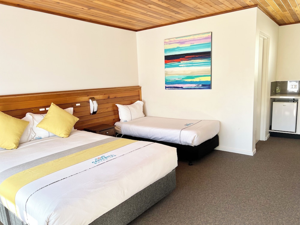 PORT CAMPBELL MOTOR INN 14/50