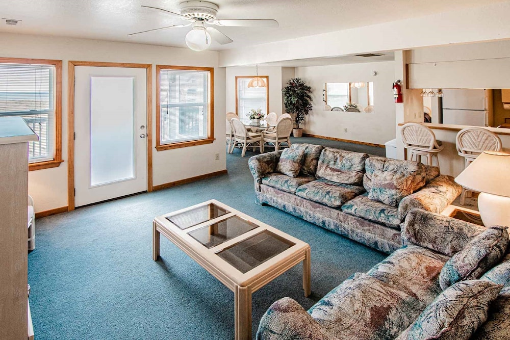 Barrier Island Station at Duck 33/47