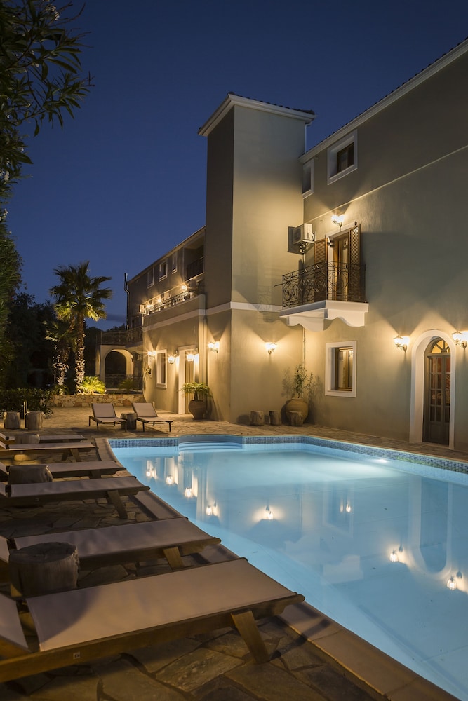 La Signora Hotel 6/50