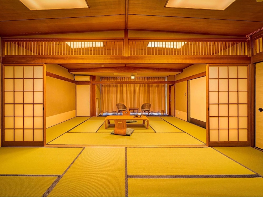 JAPANESE, STANDARD, TATAMI, BATHTUB